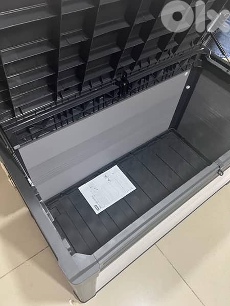 heavy duty storage box 3