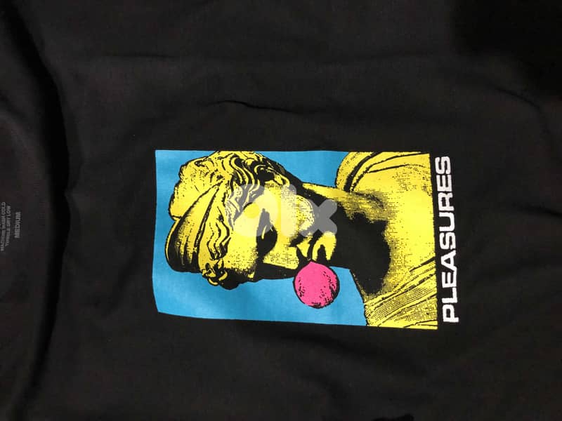 PLEASURES Blow T-Shirt SIZE M 2