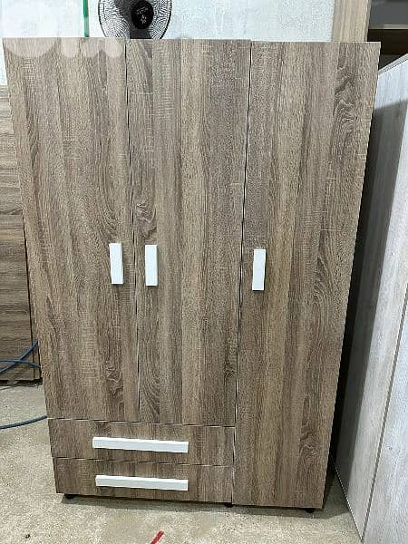 خزانة ثلاث درف 120 سم 0