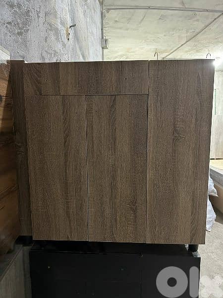 شفنيرة احذية حجم وسط عرض 90 سم 0