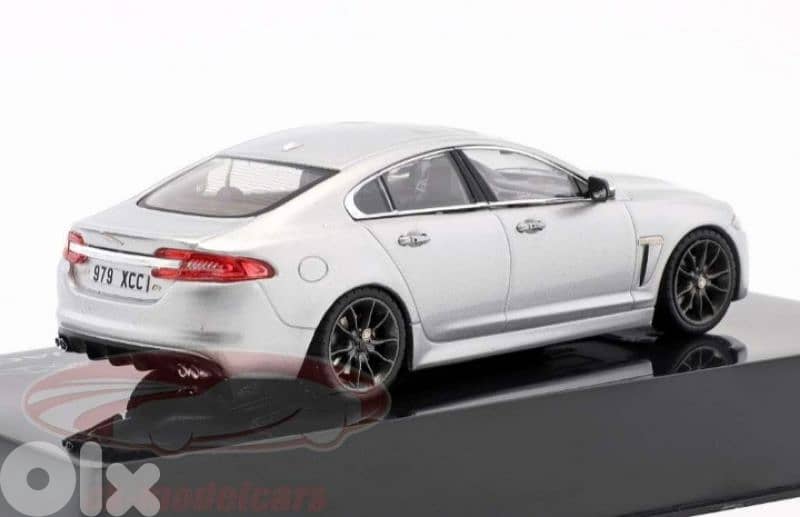 Jaguar XF-R diecast car model 1;43. 3
