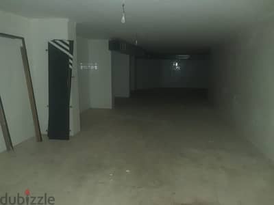 Warehouse for rent in Mazraa,Beirutمستودع للإيجار في المزرعة، بيروت
