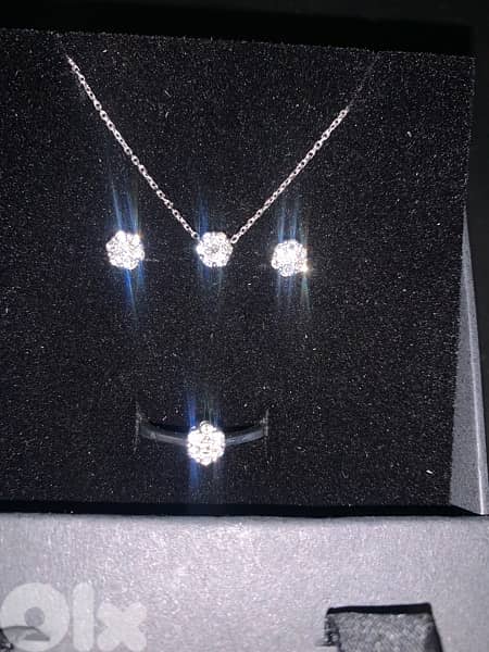 Natural diamond illusion set 2