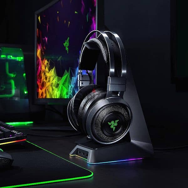 Razer Nari Ultimate Wireless 7.1 Surround Sound Gaming Headset 8