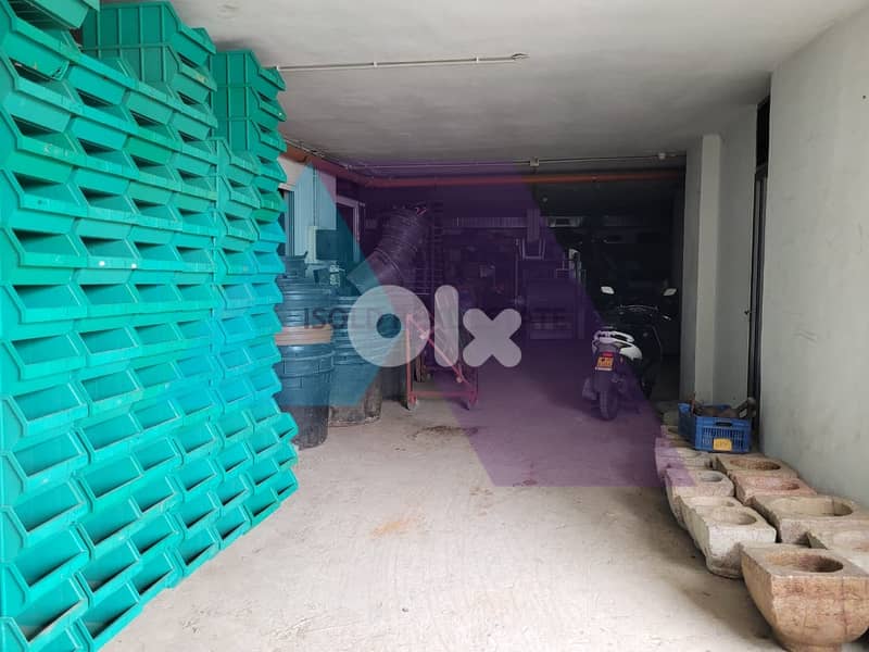 444m2 warehouse for rent in Mezher-مستودع للإيجار في مزهر 0