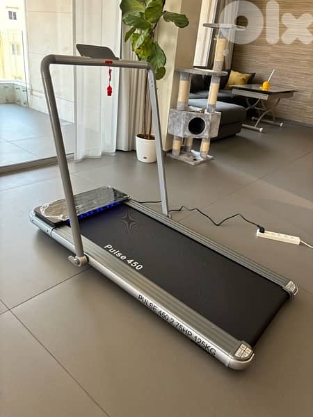 Foldable underbed treadmill 2.75 HP 125 kg 0