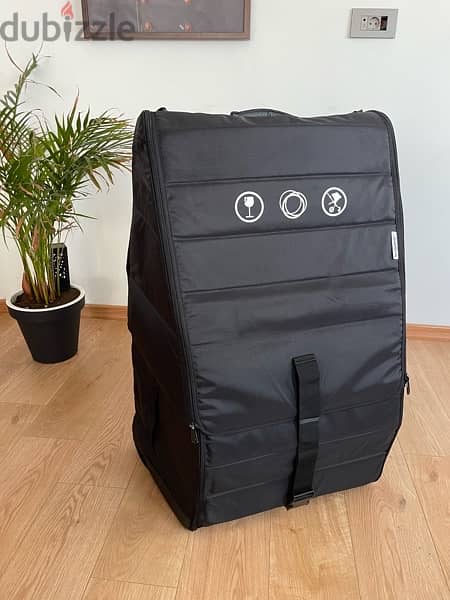 Cybex Melio Carbon 5