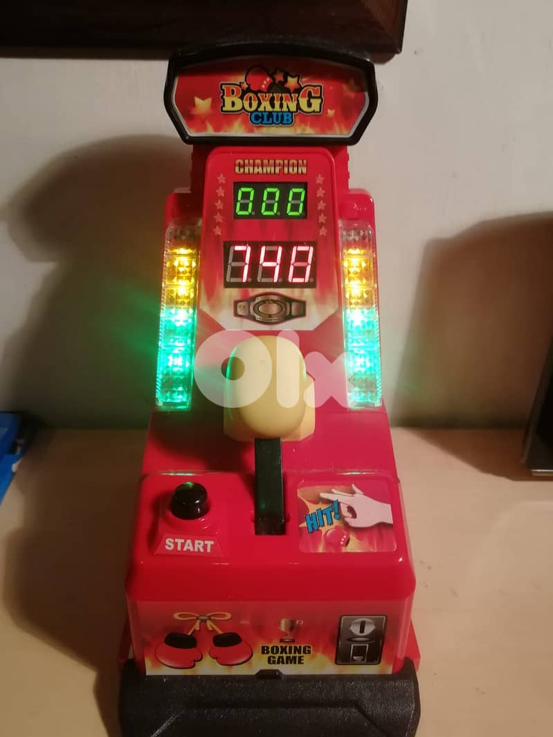 Boxing club finger punch desk toy 1