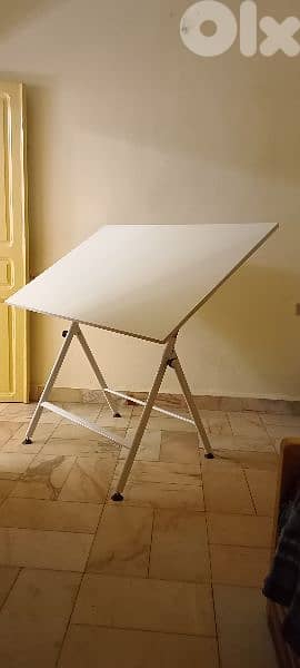 طاولة رسم هندسي، drawing table 1