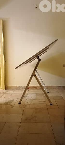 طاولة رسم هندسي، drawing table 2