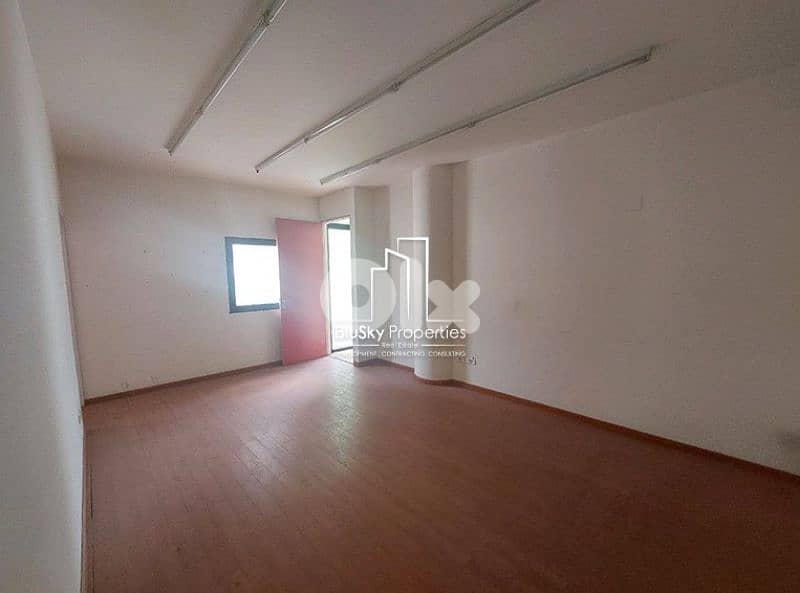 Office 85m² 3 Rooms For RENT In Achrafieh #RT 0
