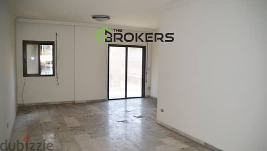 Apartment for Sale in Hamra    شقة للبيع في الحمرا