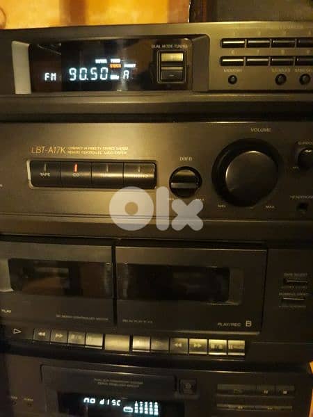 Sony vintage stereo HCDA17K (100watts×4)high power sound& bass reflect 10