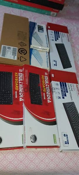 30 laptops charger and everything in the pictures for only 200$ 5