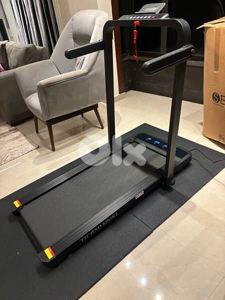 Foldable underbed treadmill 2.0 hp 1