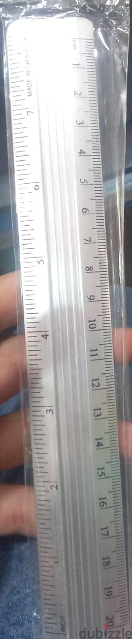 مسطرة حديد 20 سنتم. . . 0