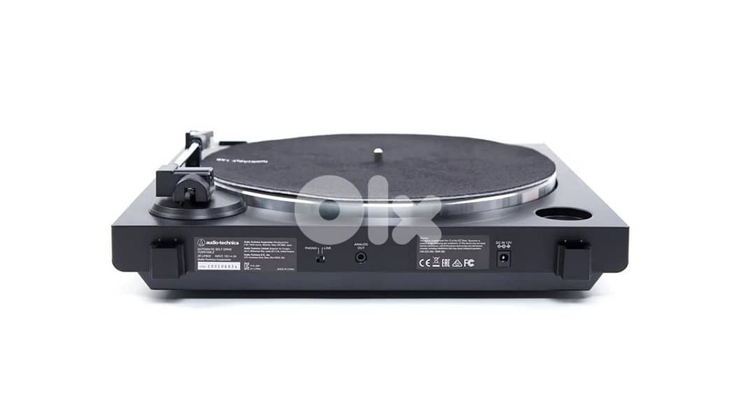 Audio-Technica AT-LP60X Turntable (Vinyl Player) 2