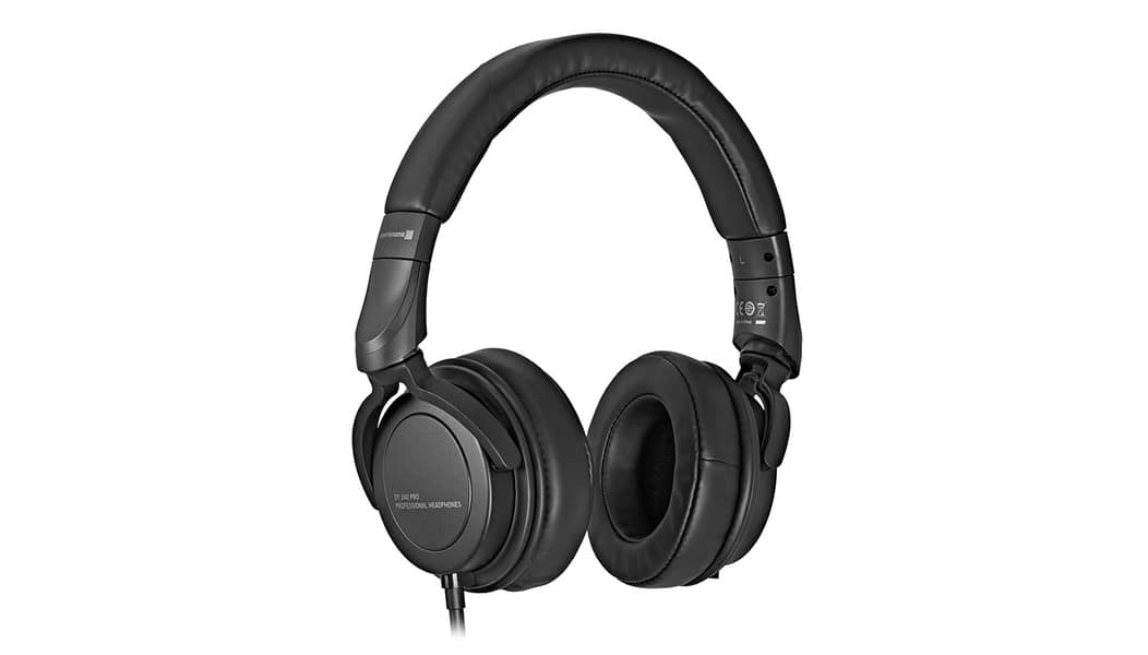 Beyerdynamic DT-240 Headphones 0
