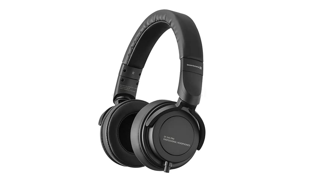 Beyerdynamic DT-240 Headphones 1