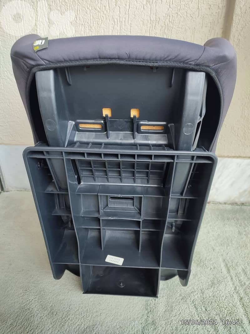 Mothercare Baby Car Seat. 4