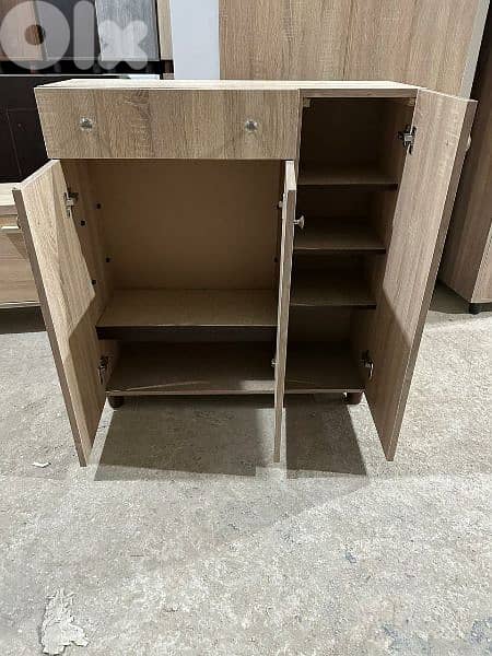 شفنيرة احذية حجم وسط عرض 90 سم 1