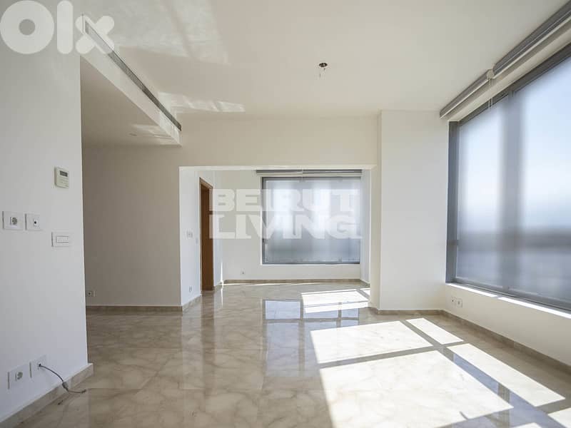 Spacious & Modern | Pool & Gym | Well Secured 0