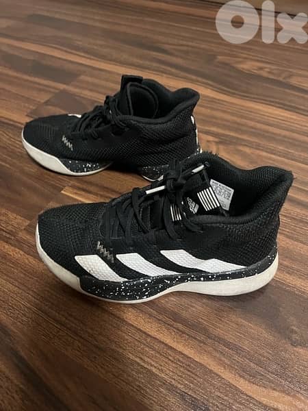 adidas sports shoes size 35 0