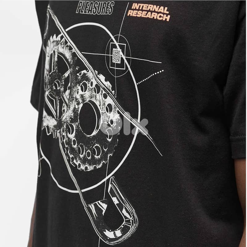 PLEASURES RESEARCH T-SHIRT - SIZE M 3