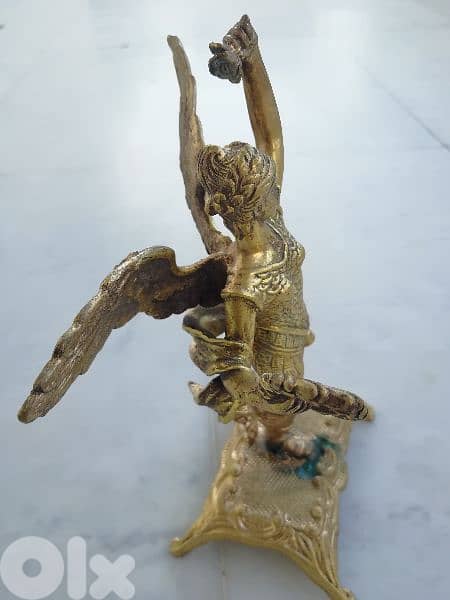 تمثال امرأة الثورة الفرنسية 1