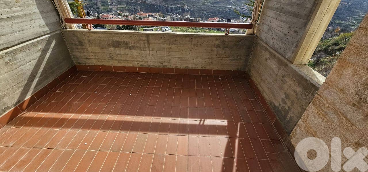 L15552-Fully Decorated Chalet for Sale In Faraya 1