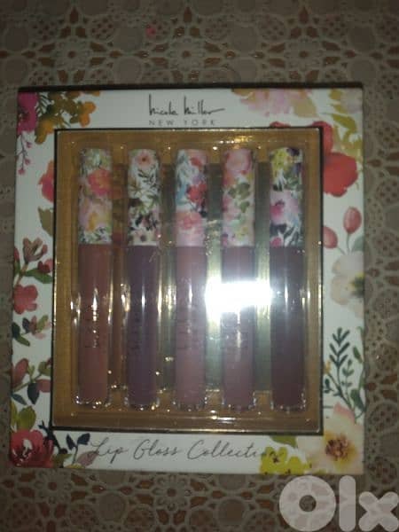 Nicole Miller new york lip gloss collection 3