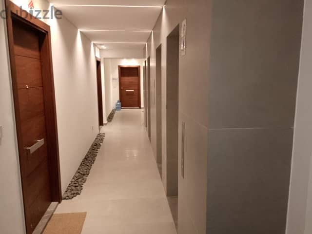 100 Sqm l Office For Sale in Adlieh للبيع مكتي في العدلية 0