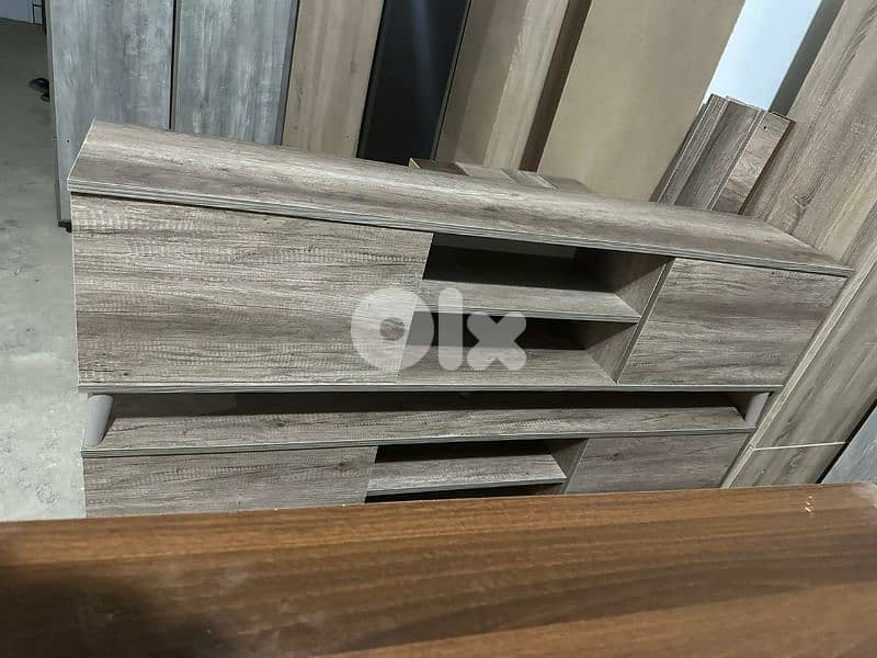 طاولة Tv حجم كبير عرض 180 سم 0