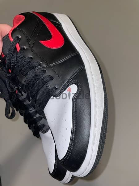 Jordan Low Barely used 44 4