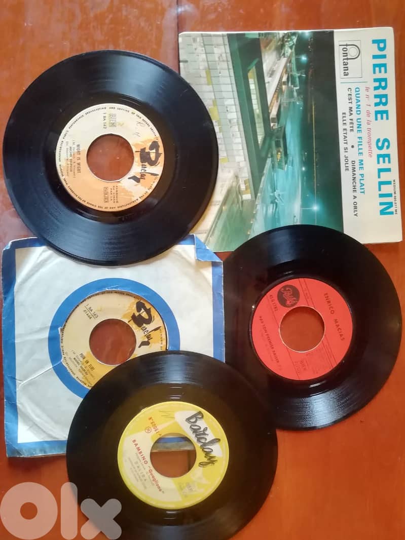 Any of these French 45t 7" vinyl for 300k 0