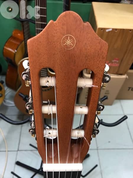 guitar classic yamaha غيتار كلاسيك باماها 2