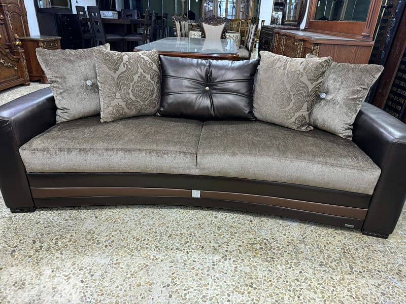 طقم كنبايات شغل Ballona بفتح صندوق وتخت كتير مرتب 0