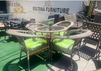 طاولة رزين ايطالي