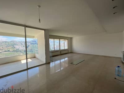 شقة مميزة للبيع في الحازمية مار تقلا-Special Apartment for Sale Hazmie