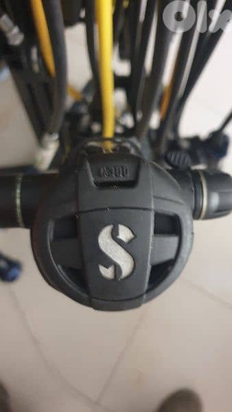scubapro regulator 200$ 0