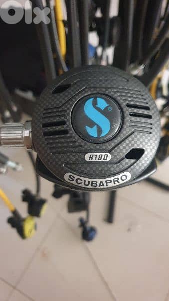 scubapro regulator 200$ 1