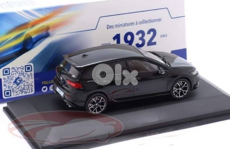 VW Golf Vlll R diecast car model 1;43. 4