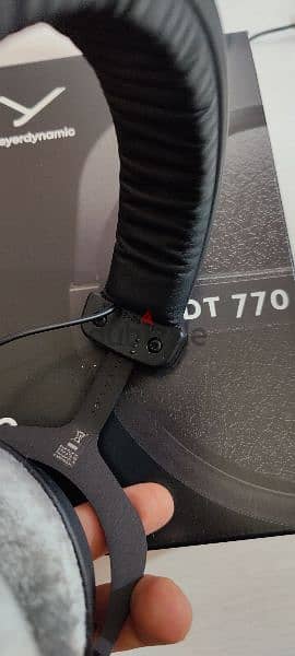 Beyerdynamic DT 770 pro - 80 ohms Headphones 1