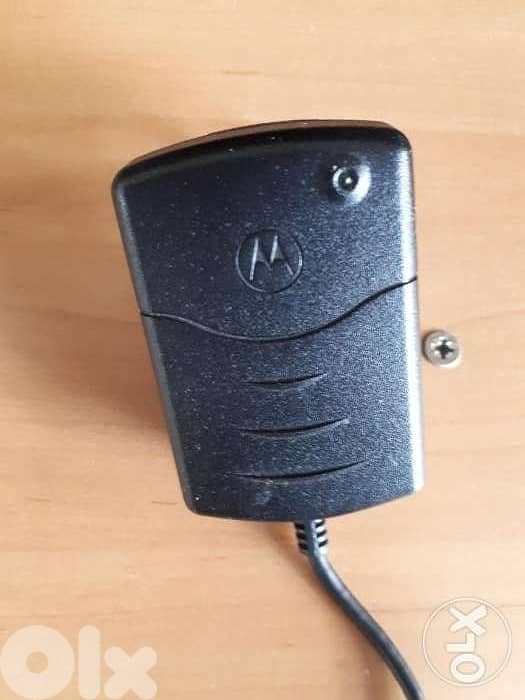Motorola Old Charger 1