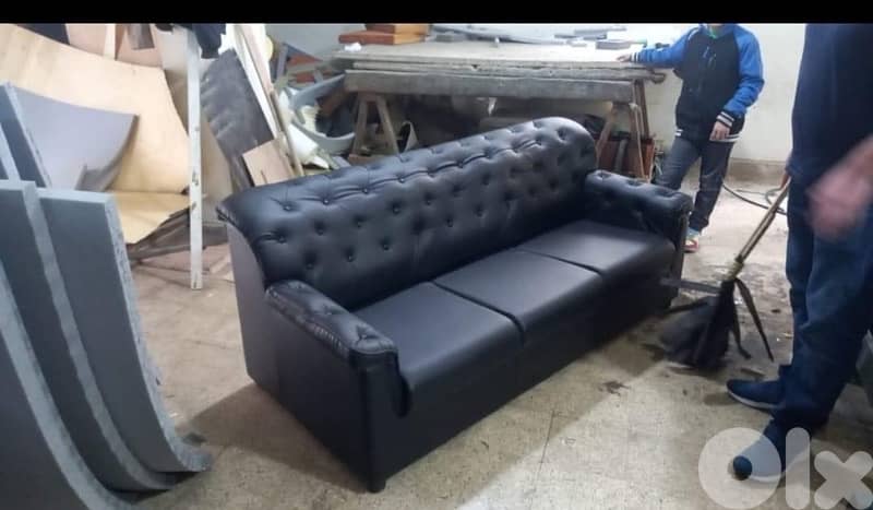 Leather sofa.                              صوفيات جلد 8