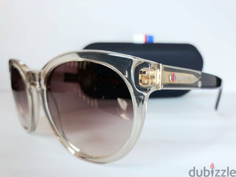 Tommy Hilfiger Sunglasses 2