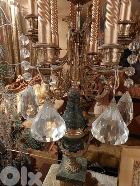 ساعة و شمعدانين Clock and 2 Candlesticks 9