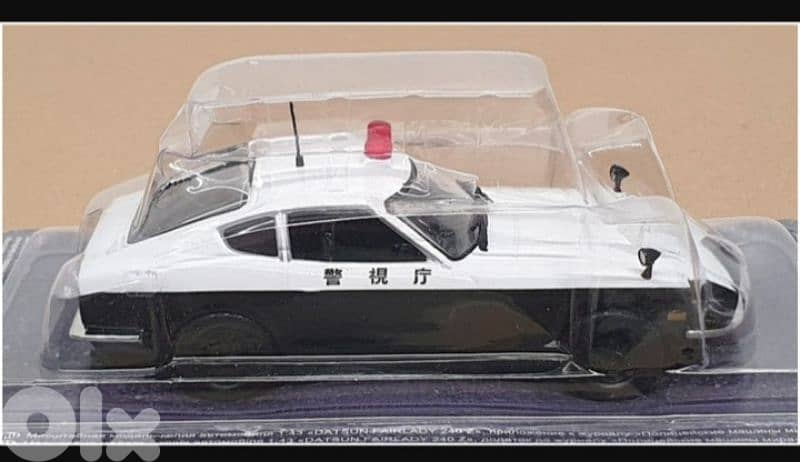 Datsun Fairlady 240 Z (police) diecast car model 1;43. 4