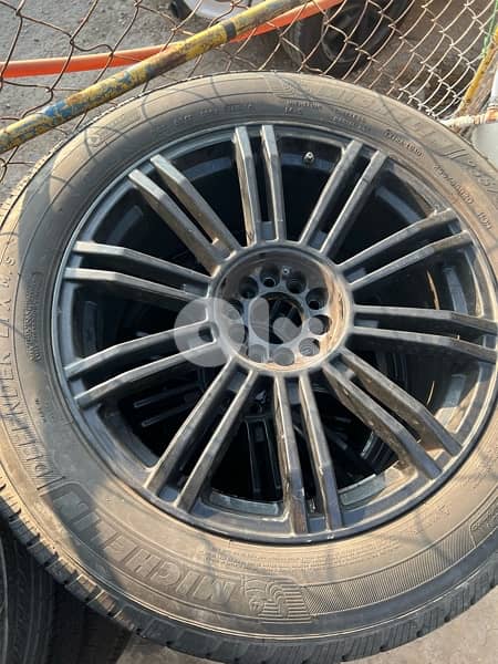 4 Rims black and 4 Michelin tires 1