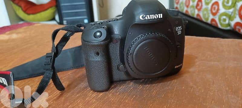 canon 5d mark 3 4